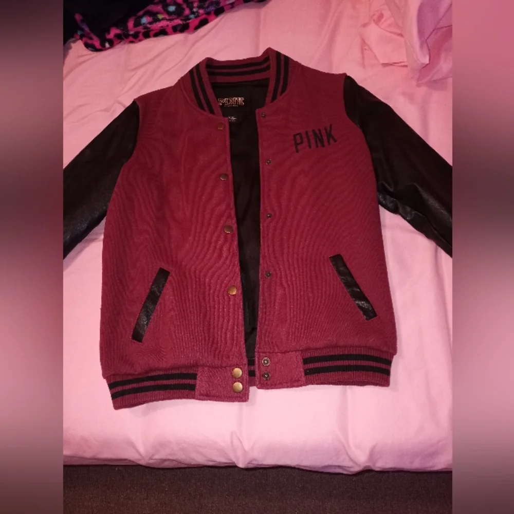 Victoria's Secret Pink jacket size Xs! Super cute - Picture 1 of 5